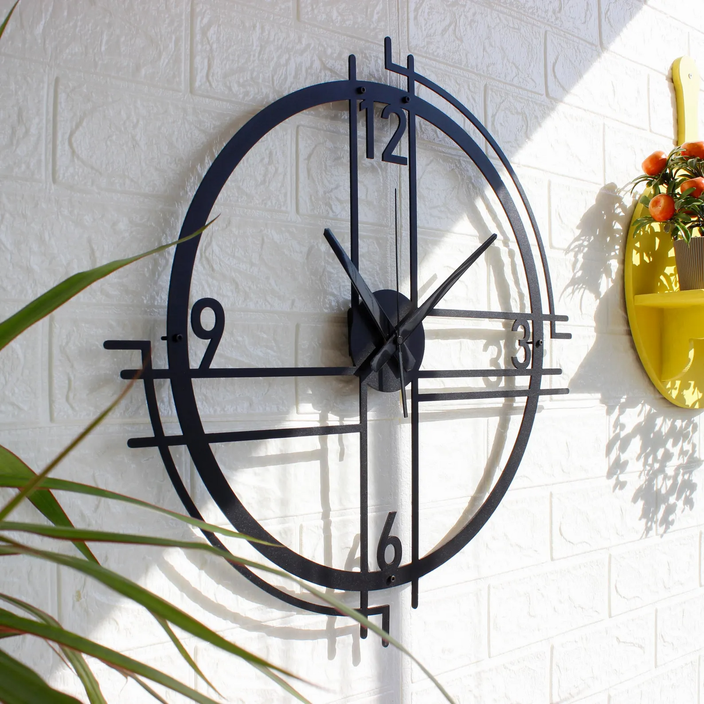 Vuslo Modern Silent Geometric Design Wall Clock