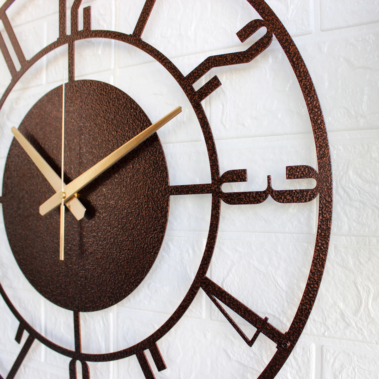 Vuslo Unique Copper Wall Clock