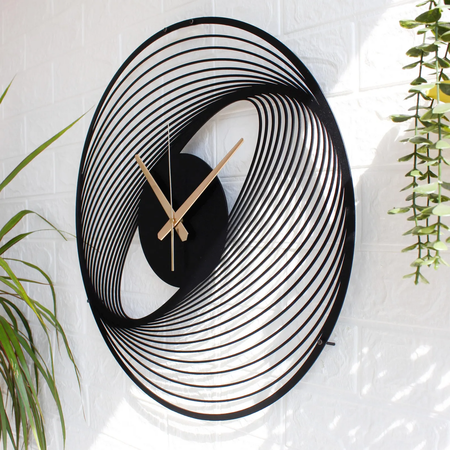 Vuslo Unique Spiral Metal Wall Clock