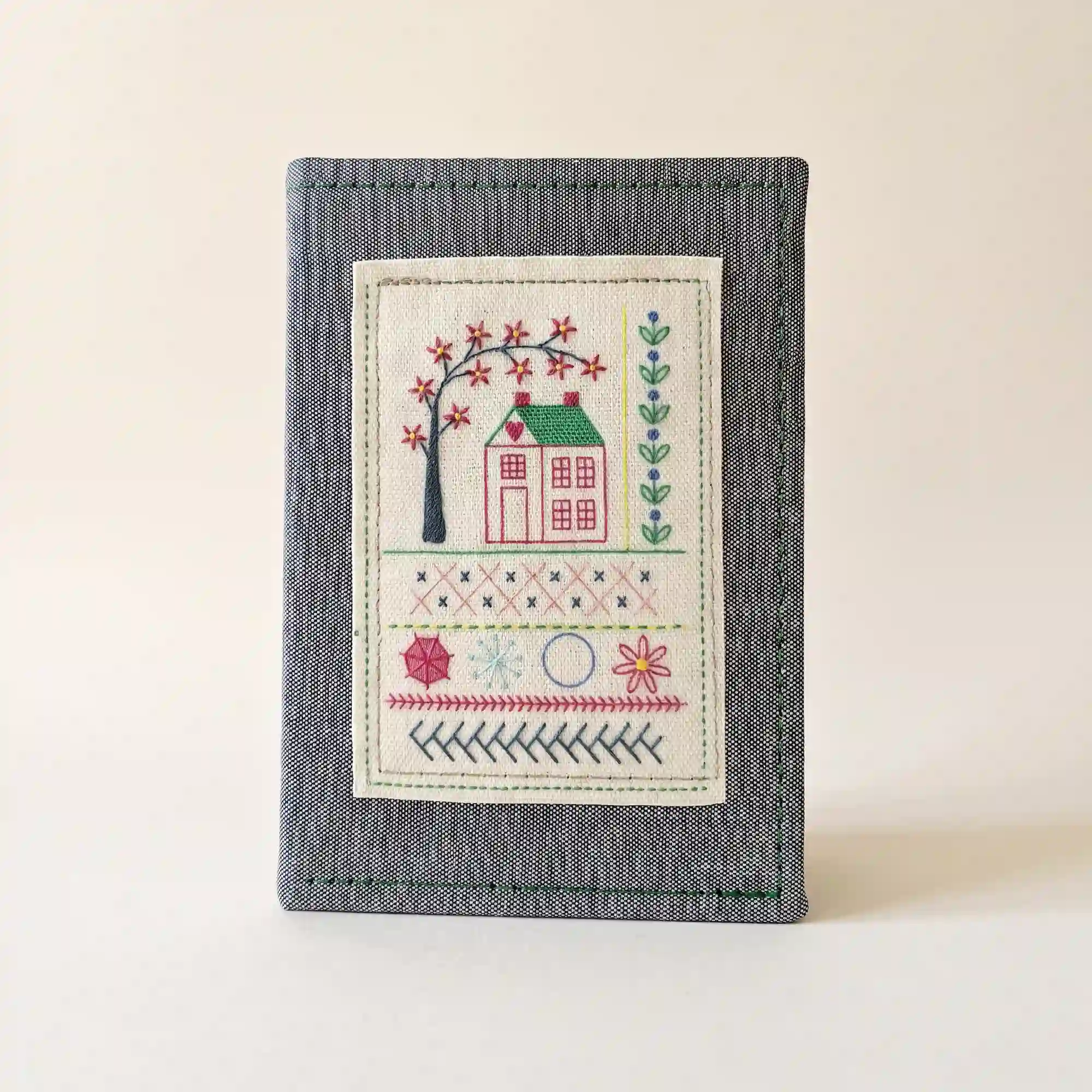 Vuslo embroidery stitch book cover